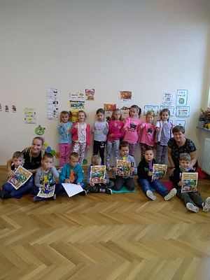 Grafika #7: "Dzień Chłopców w Mróweczkach i Jeżykach"