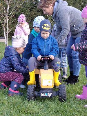 Grafika #4: Dzień Pieczonego Ziemniaka