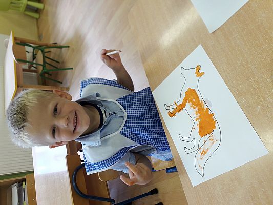 Grafika #3: Liski witają