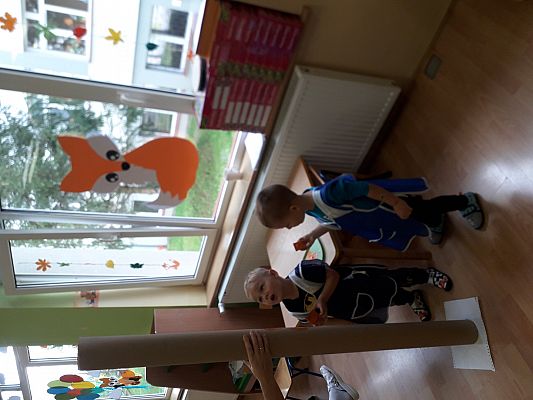 Grafika #14: Liski witają