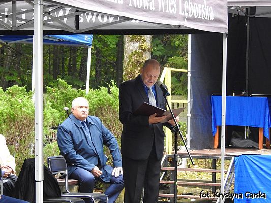 Grafika #11: Uroczystość ku czci Ofiar Marszu Śmierci KL Stutthof w Krępie Kaszubskiej.