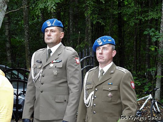 Grafika #23: Uroczystość ku czci Ofiar Marszu Śmierci KL Stutthof w Krępie Kaszubskiej.