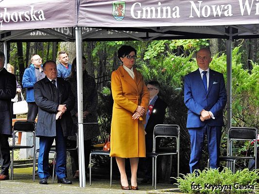 Grafika #20: Uroczystość ku czci Ofiar Marszu Śmierci KL Stutthof w Krępie Kaszubskiej.