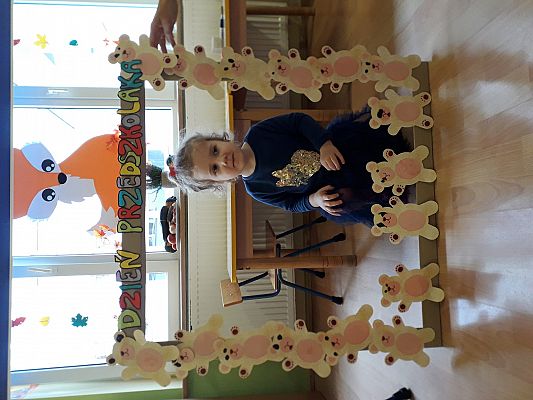 Grafika #4: Najmłodsi przedszkolacy obchodzą swoje święto