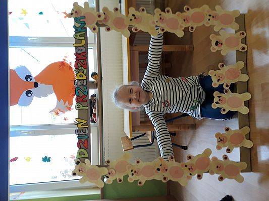 Grafika #3: Najmłodsi przedszkolacy obchodzą swoje święto