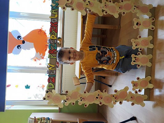 Grafika #20: Najmłodsi przedszkolacy obchodzą swoje święto