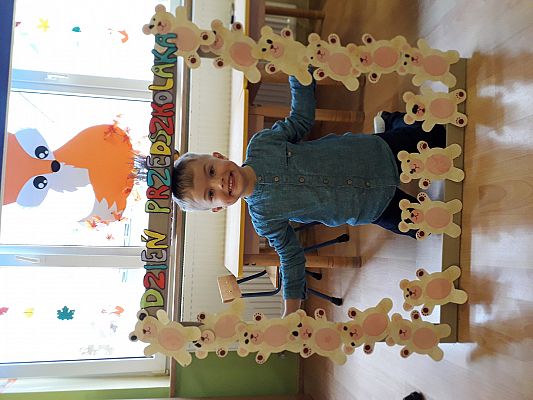 Grafika #19: Najmłodsi przedszkolacy obchodzą swoje święto