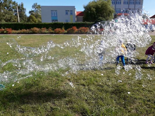 Grafika #0: Najmłodsi przedszkolacy obchodzą swoje święto