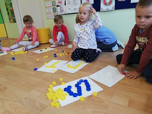 Grafika #10: Sówki w świecie liter.