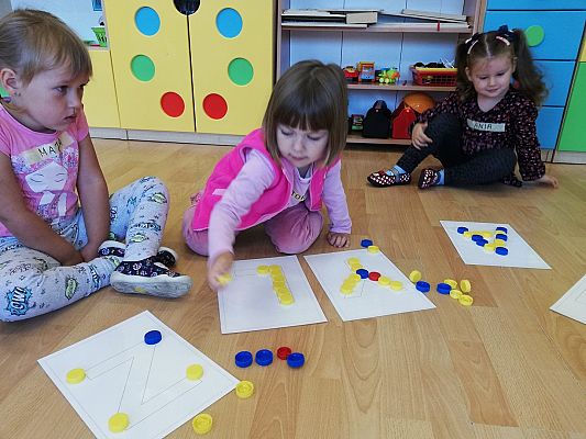 Grafika #12: Sówki w świecie liter.