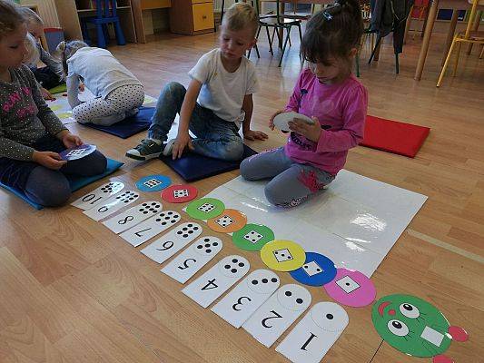 Grafika #22: Dzień Kropki u Sówek