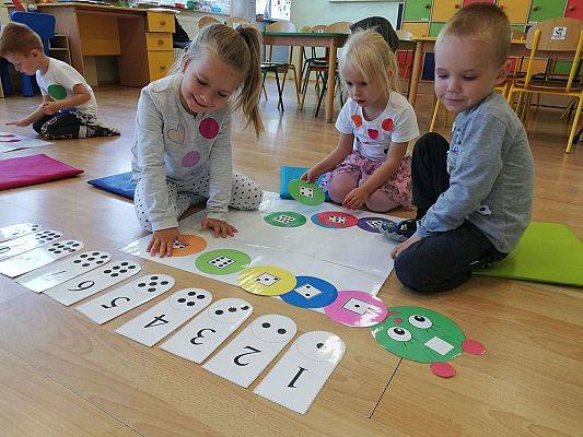 Grafika #6: Dzień Kropki u Sówek