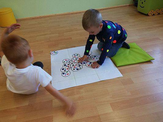 Grafika #26: Dzień Kropki u Sówek