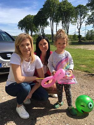 Grafika #11: Dzień Dziecka u ,,PINGWINKÓW"