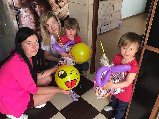 Grafika #10: Dzień Dziecka u ,,PINGWINKÓW"