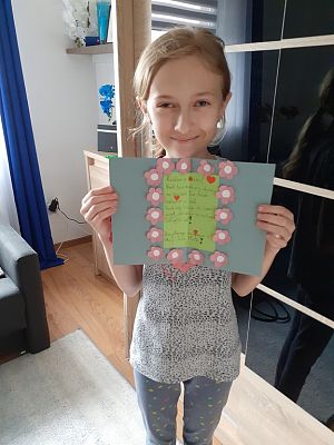 Grafika #3: 26 maja – Dzień Mamy