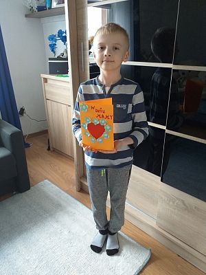 Grafika #4: 26 maja – Dzień Mamy