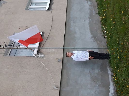 Grafika #6: Majowe święta