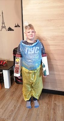 Grafika #2: Ekologiczny Pokaz Mody