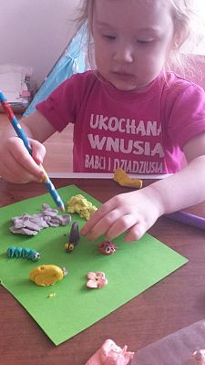 Grafika #7: Praca zdalna u Pingwinków