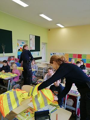 Grafika #5: Uczę się bezpieczeństwa"