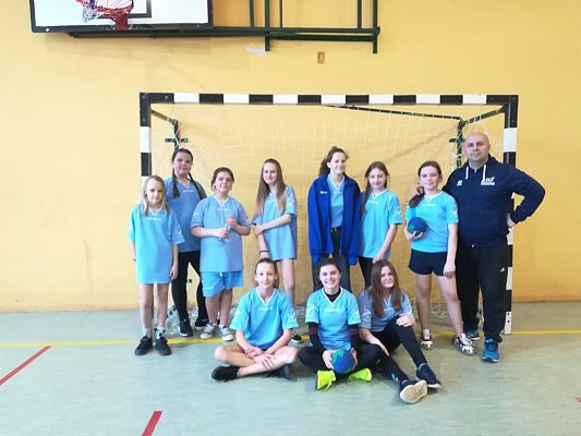 Grafika #1: Zawody gminne w piłce ręcznej Igrzyska Dzieci