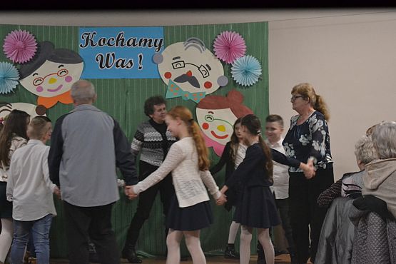 Grafika #56: Tak wiele zawdzięczamy naszym babciom i dziadkom, dlatego ich święto uczciliśmy w szczególny sposób!