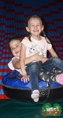 Grafika #2: Przedszkolaki w "Amazonii"