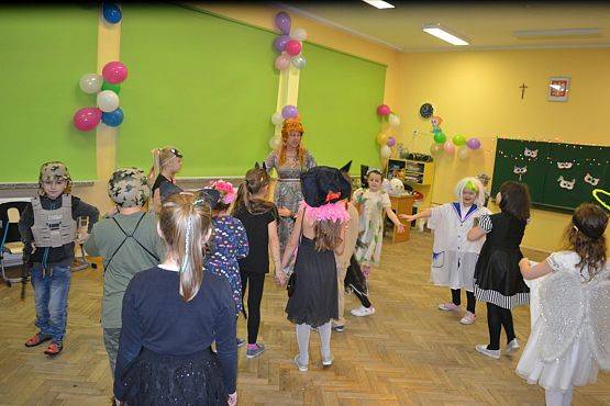 Grafika #11: Bal karnawałowy