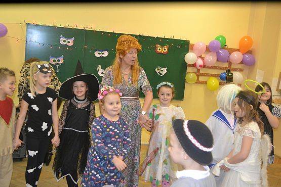 Grafika #12: Bal karnawałowy