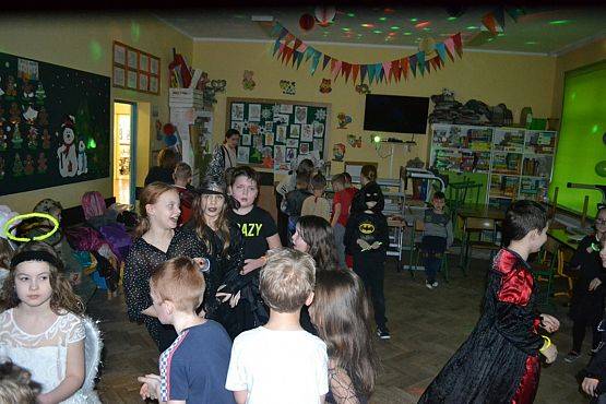 Grafika #14: Bal karnawałowy