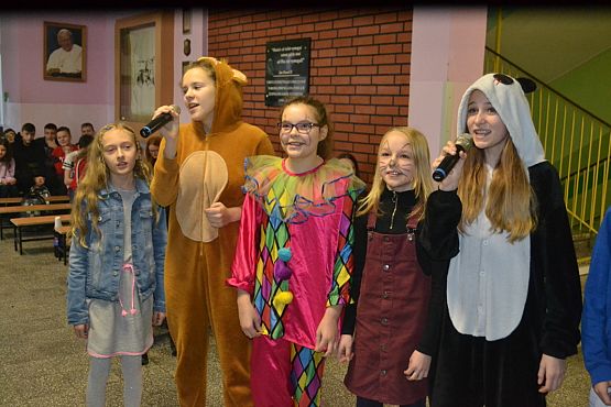 Grafika #15: Karnawał w naszej szkole.