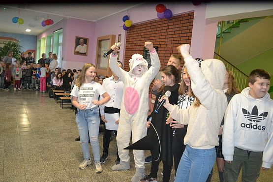 Grafika #18: Karnawał w naszej szkole.