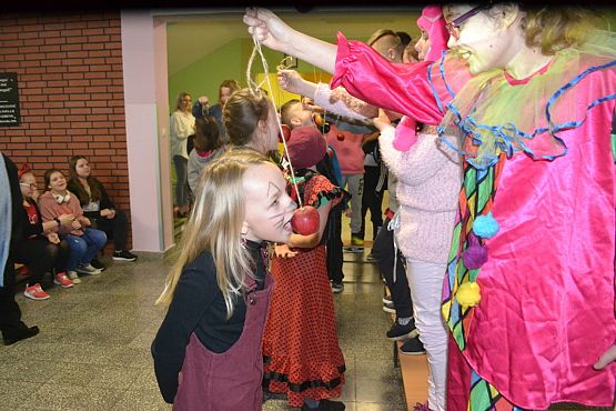 Grafika #32: Karnawał w naszej szkole.