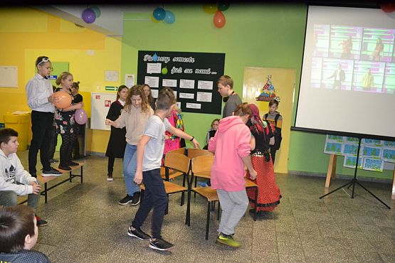 Grafika #44: Karnawał w naszej szkole.