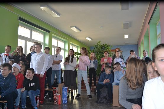 Grafika #7: Wspólne kolędowanie