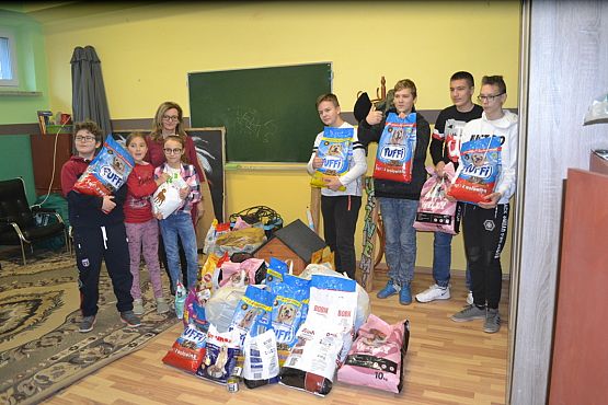 Grafika #18: #Razem Na Święta