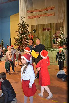 Grafika #79: VI Rodzinny Kiermasz Świąteczny