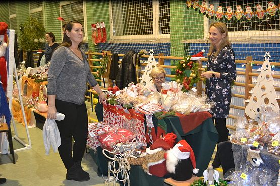 Grafika #7: VI Rodzinny Kiermasz Świąteczny