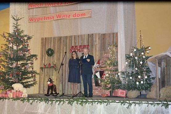 Grafika #23: VI Rodzinny Kiermasz Świąteczny