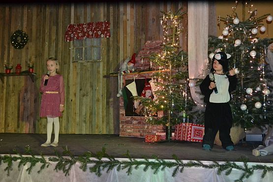 Grafika #49: VI Rodzinny Kiermasz Świąteczny