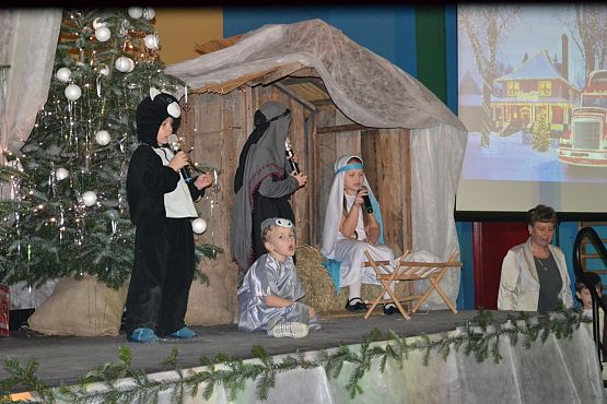 Grafika #50: VI Rodzinny Kiermasz Świąteczny