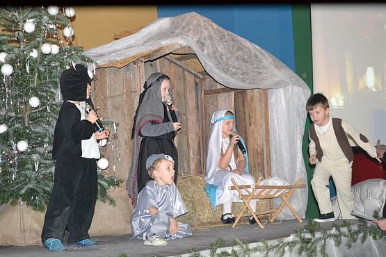 Grafika #51: VI Rodzinny Kiermasz Świąteczny