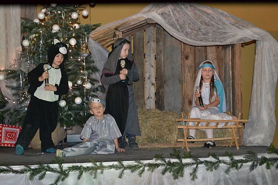 Grafika #53: VI Rodzinny Kiermasz Świąteczny