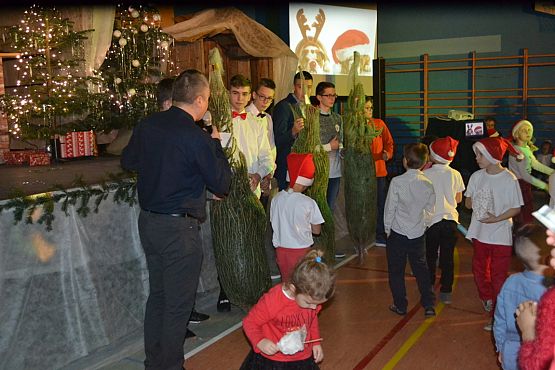 Grafika #62: VI Rodzinny Kiermasz Świąteczny