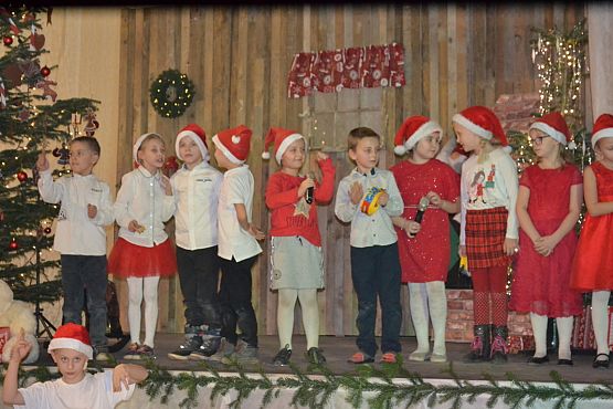 Grafika #92: VI Rodzinny Kiermasz Świąteczny