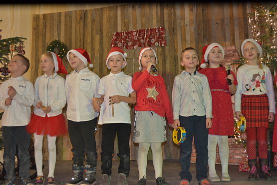 Grafika #98: VI Rodzinny Kiermasz Świąteczny