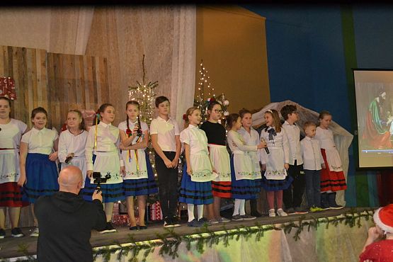 Grafika #101: VI Rodzinny Kiermasz Świąteczny