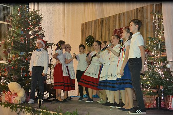 Grafika #106: VI Rodzinny Kiermasz Świąteczny