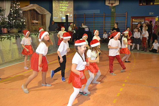 Grafika #126: VI Rodzinny Kiermasz Świąteczny